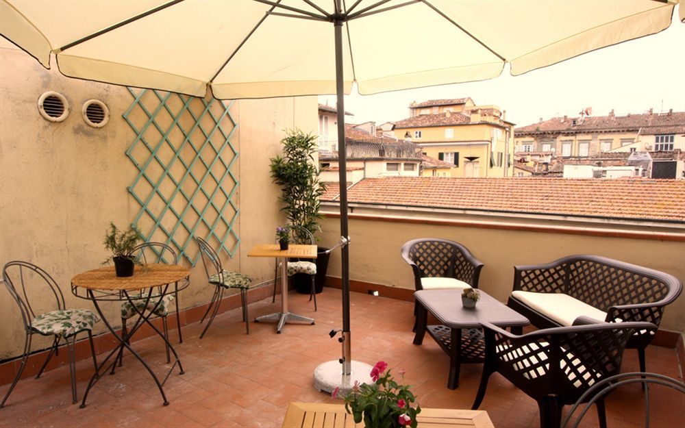 B&B Camera Con Vista Lucca Exterior photo